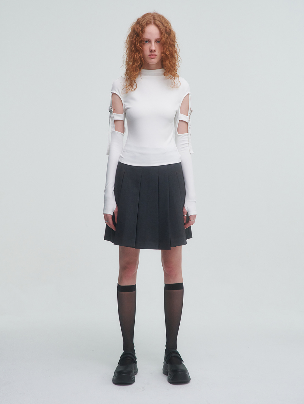 CUT OUT BELTED TOP [WHITE]